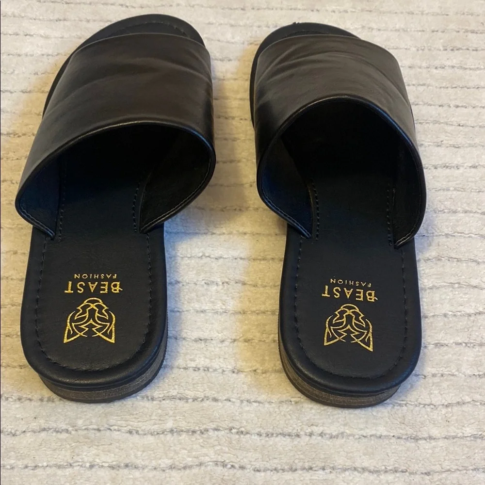 BEAST FASHION Black Slide Sandals - Picture 4 of 7